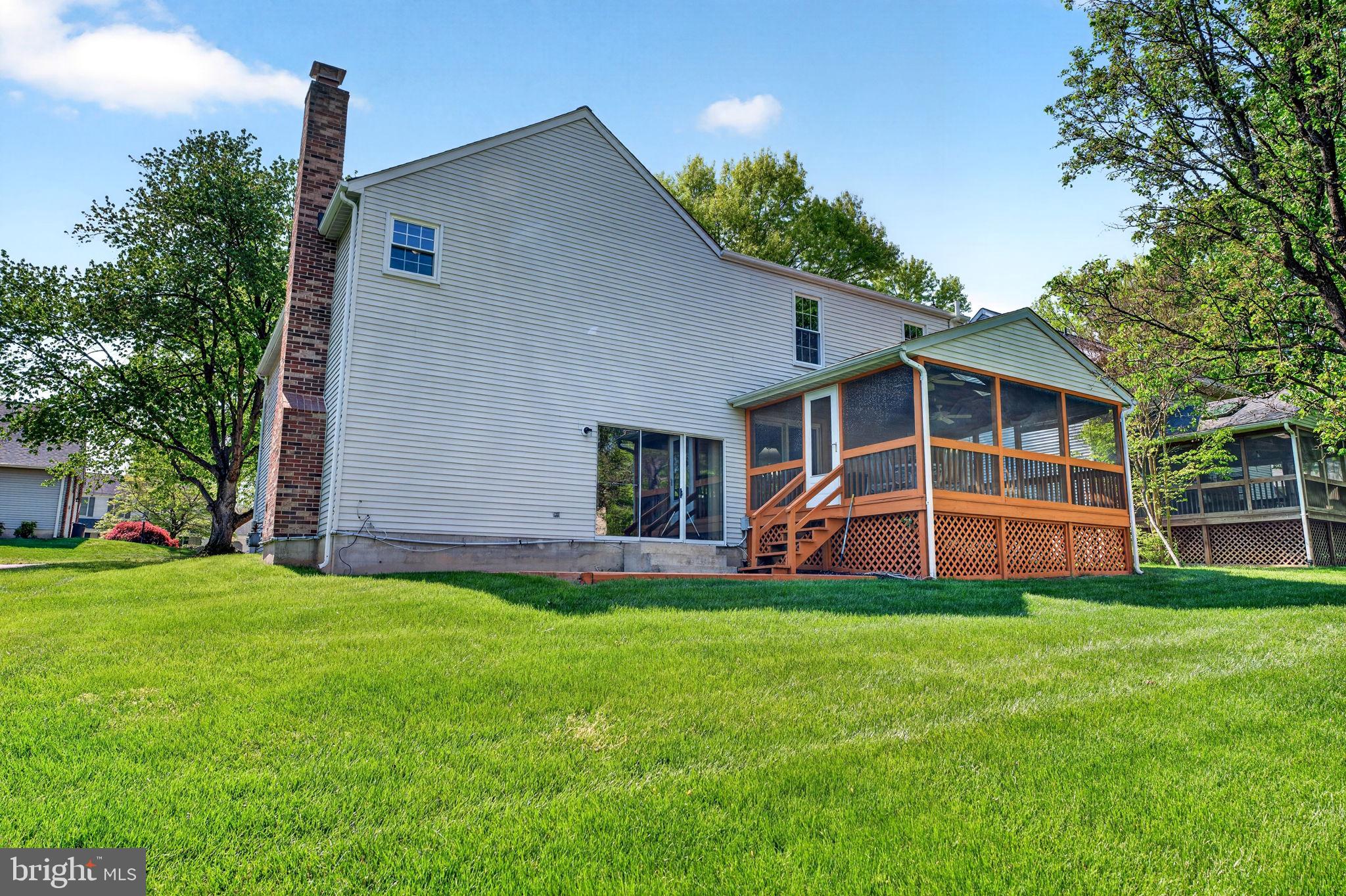 VILLAGE OF HICKORY RIDGE - Residential