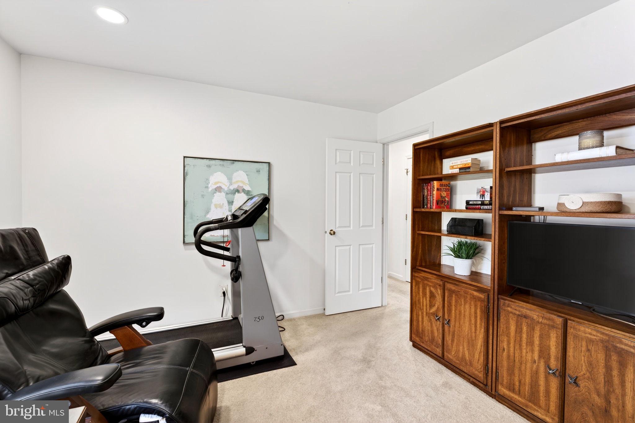 VILLAGE OF HICKORY RIDGE - Residential