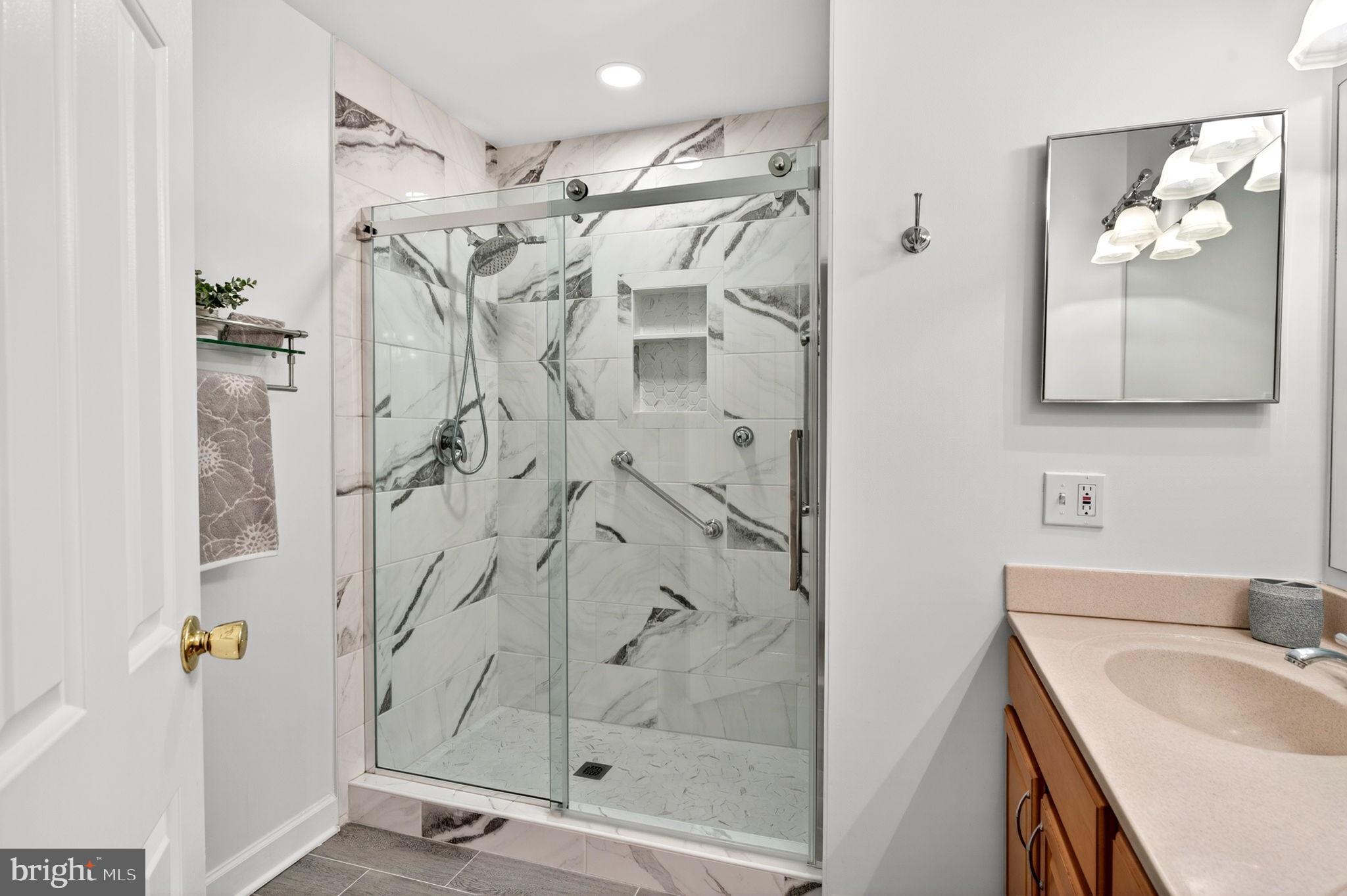 VILLAGE OF HICKORY RIDGE - Residential