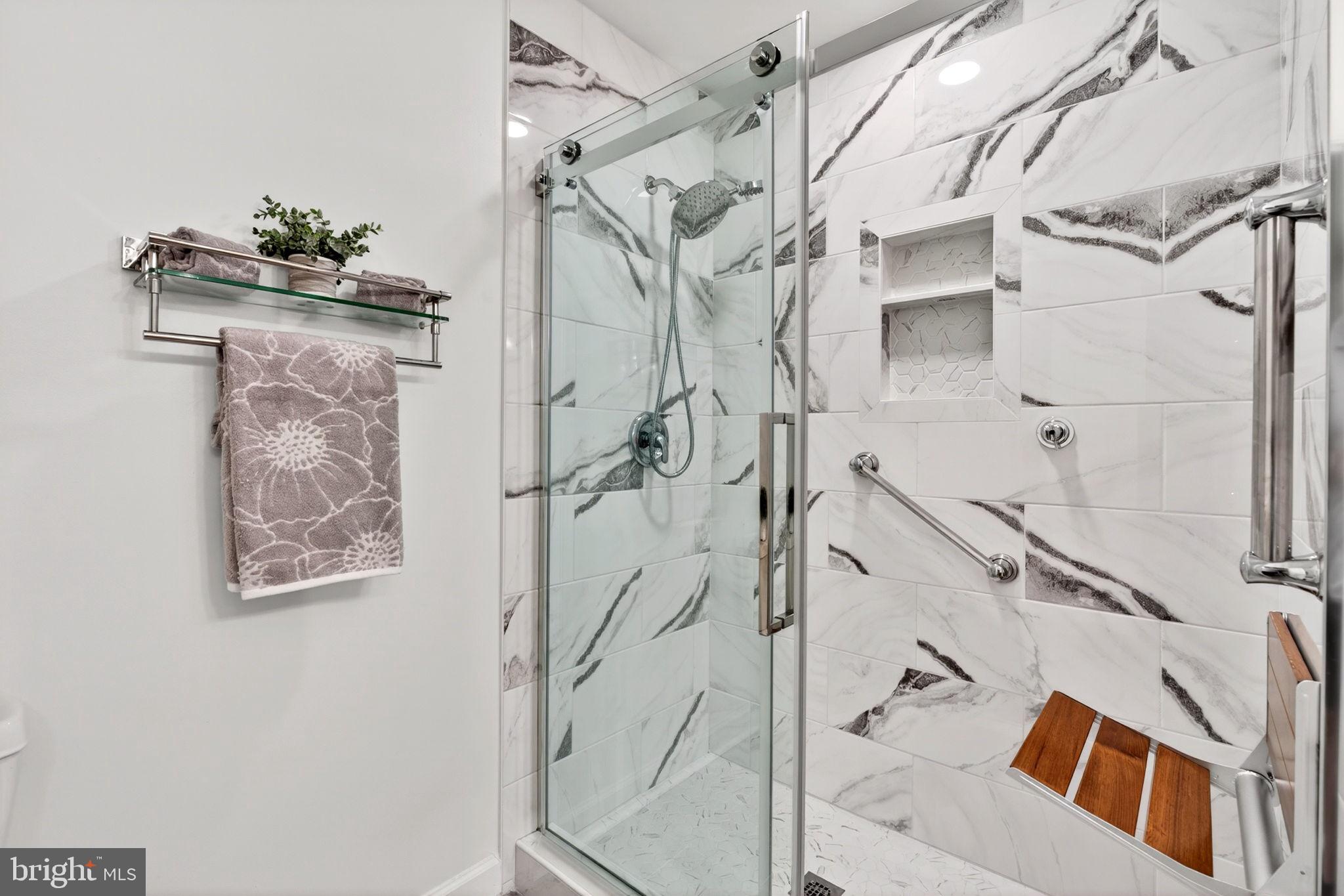 VILLAGE OF HICKORY RIDGE - Residential