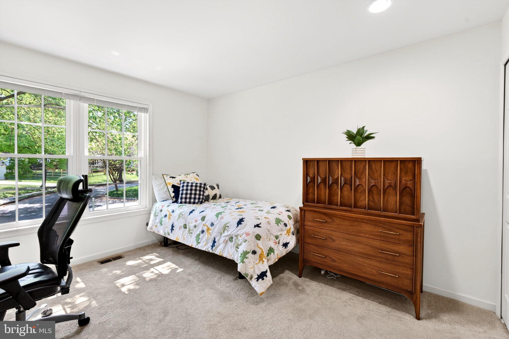 VILLAGE OF HICKORY RIDGE - Residential