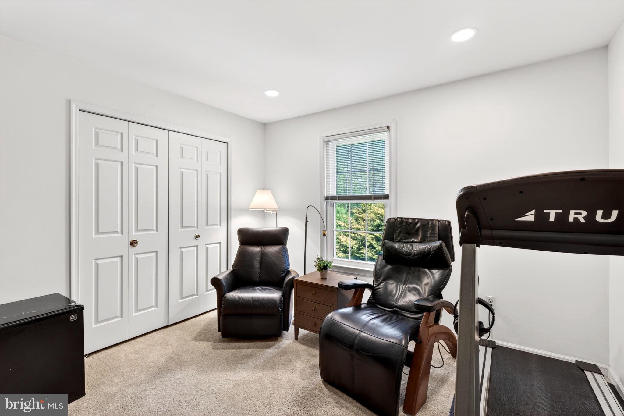 VILLAGE OF HICKORY RIDGE - Residential