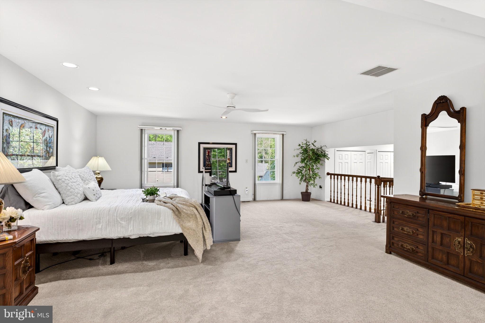 VILLAGE OF HICKORY RIDGE - Residential