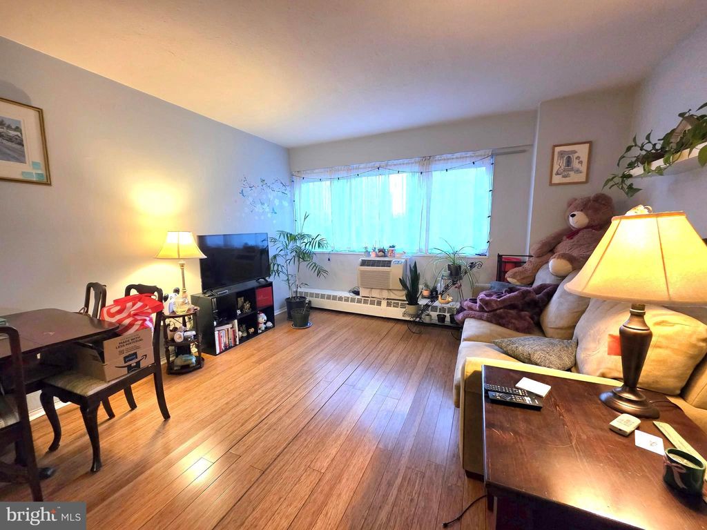 Photo of 2101 - 17 Chestnut Street #711, PHILADELPHIA, PA 19103 (MLS # PAPH2561084)