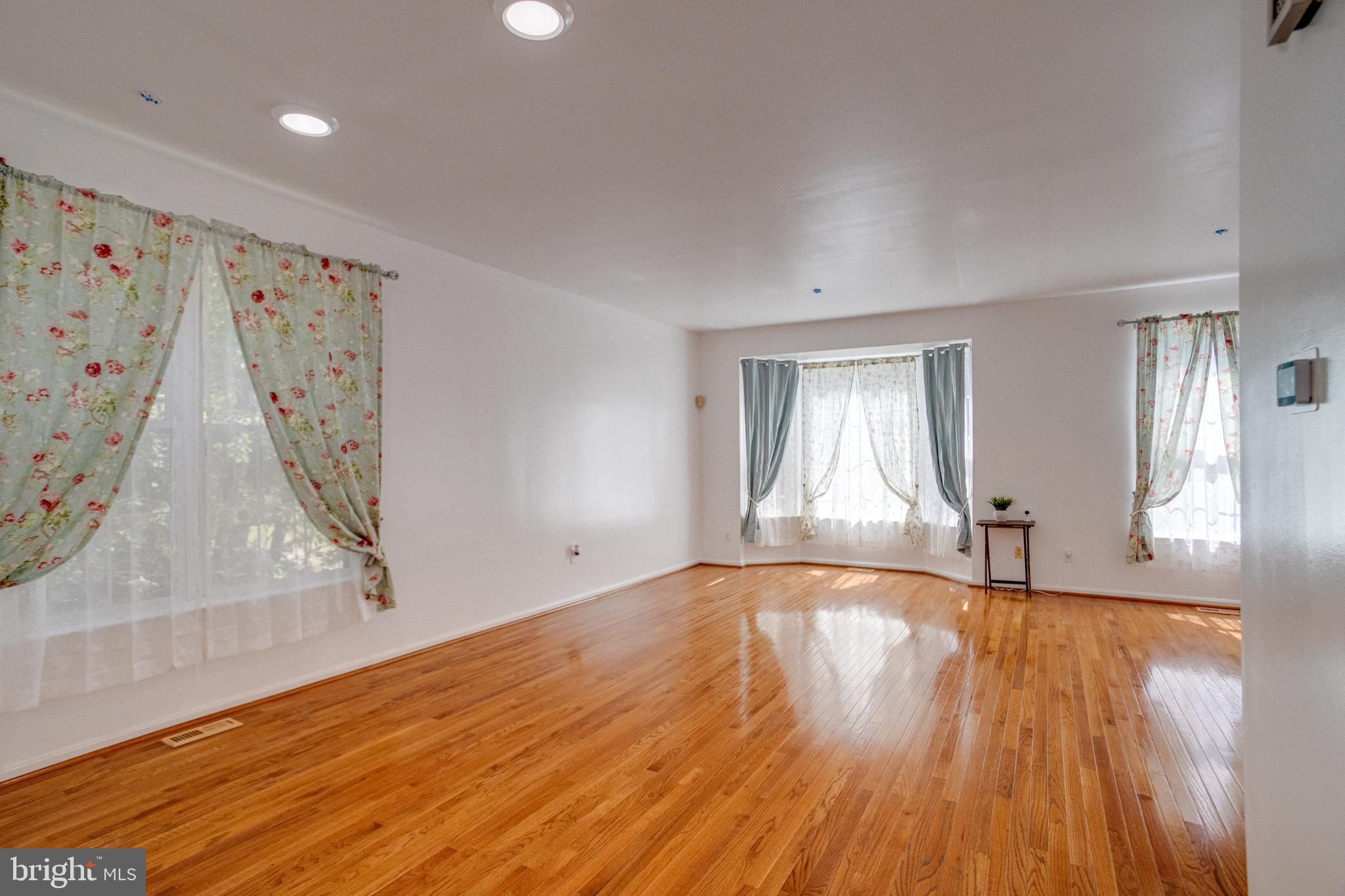 QUAIL RUN SOUTH - Residential