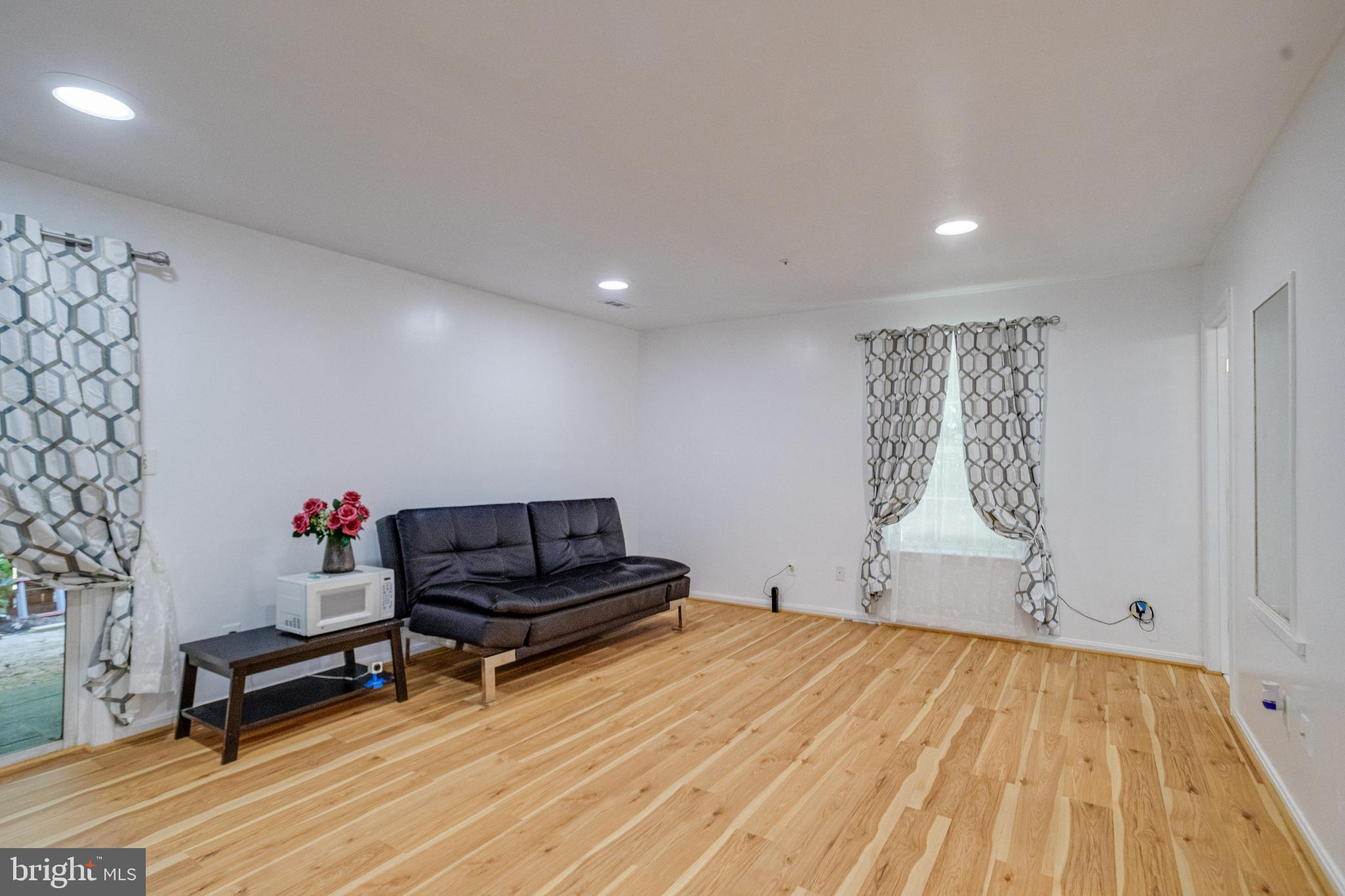 QUAIL RUN SOUTH - Residential