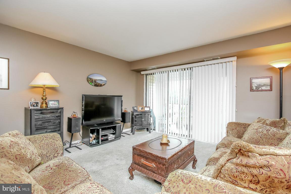 RIVA COMMONS - Residential