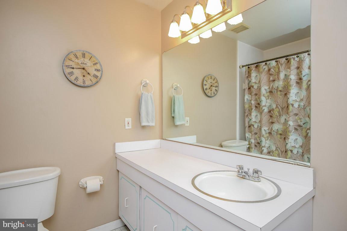 RIVA COMMONS - Residential