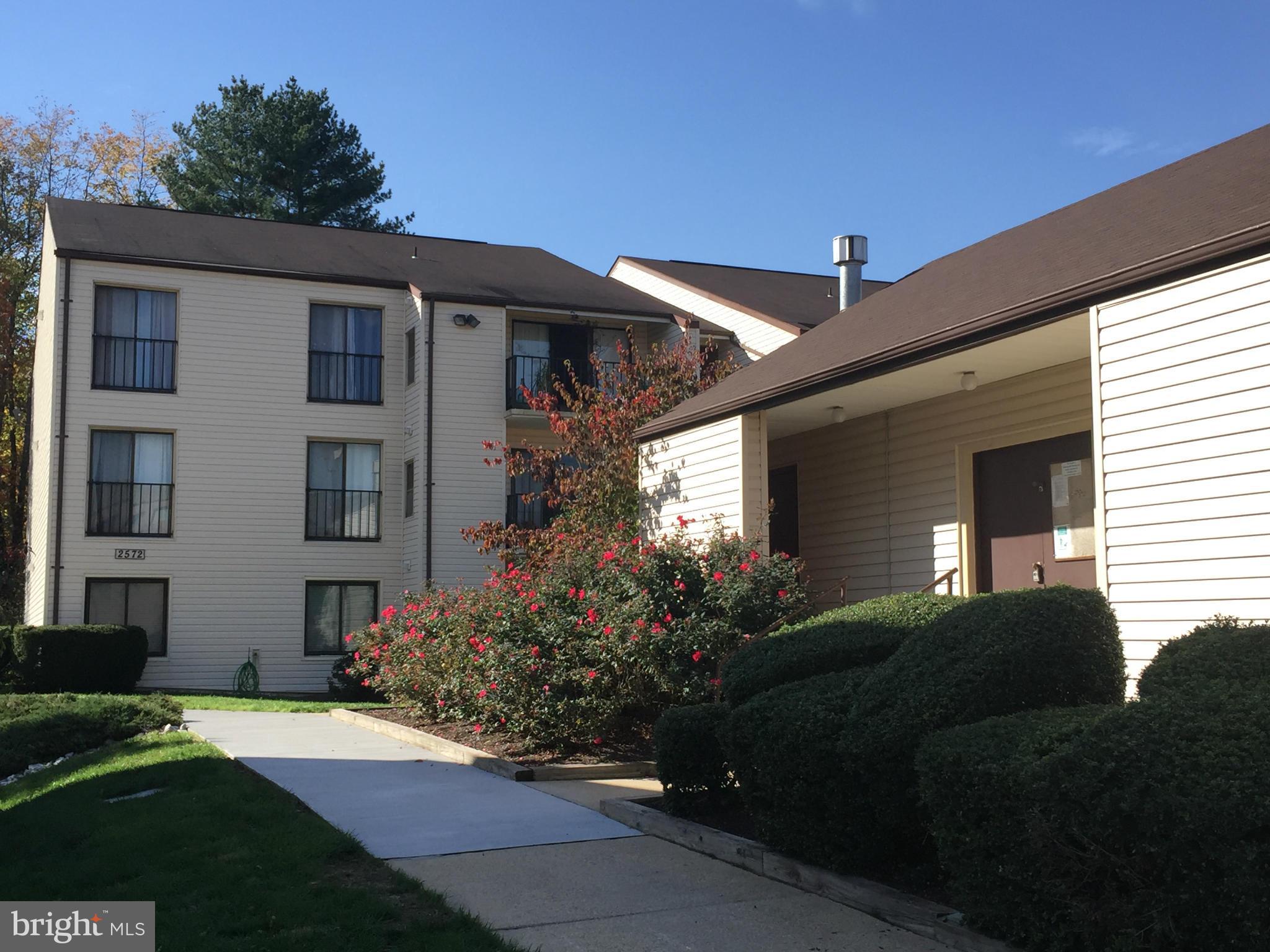 RIVA COMMONS - Residential