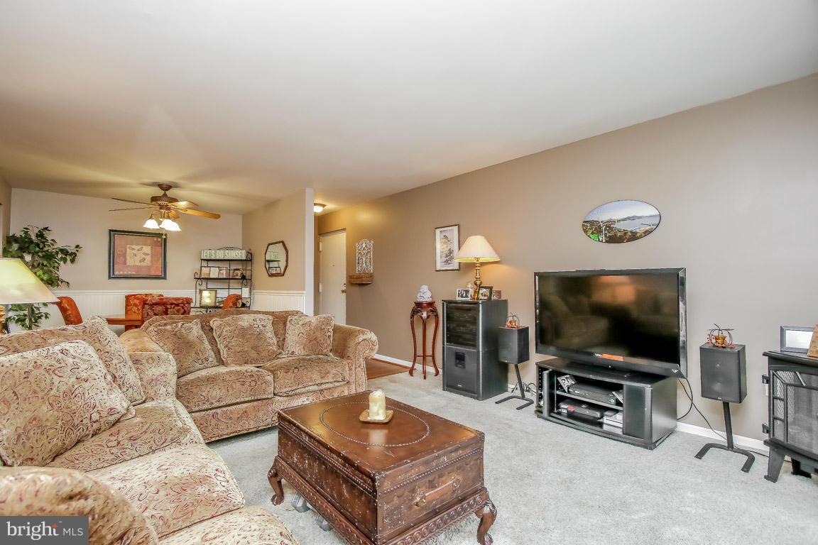 RIVA COMMONS - Residential