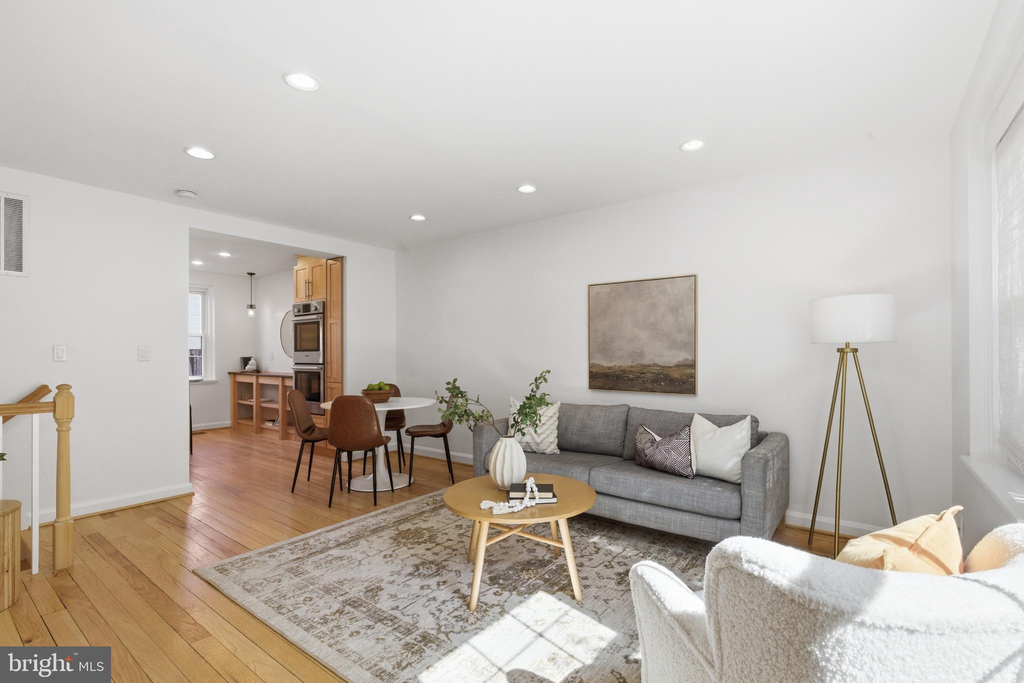 3141 S STAFFORD STREET