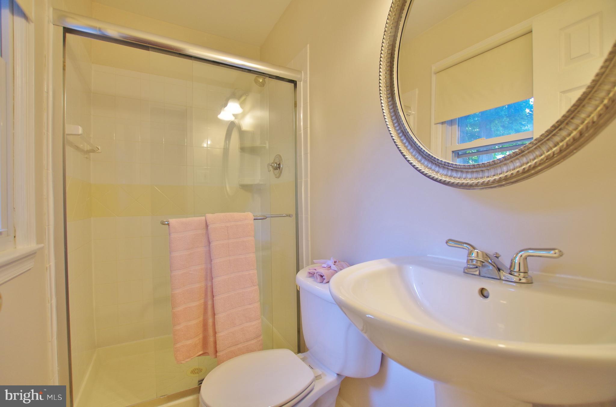 LAKE RIDGE PART 2 - Residential