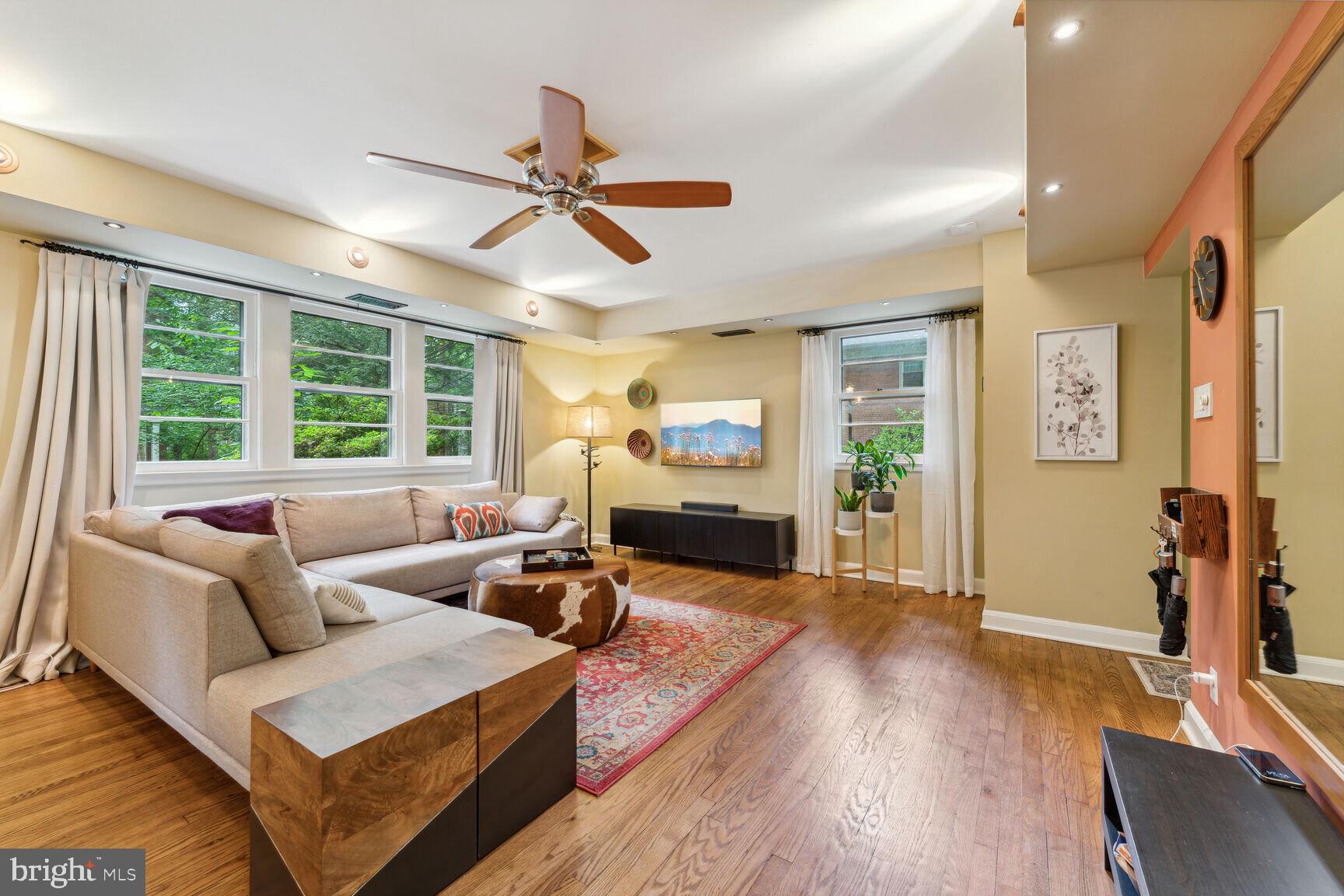 8532 GEREN ROAD 17-4