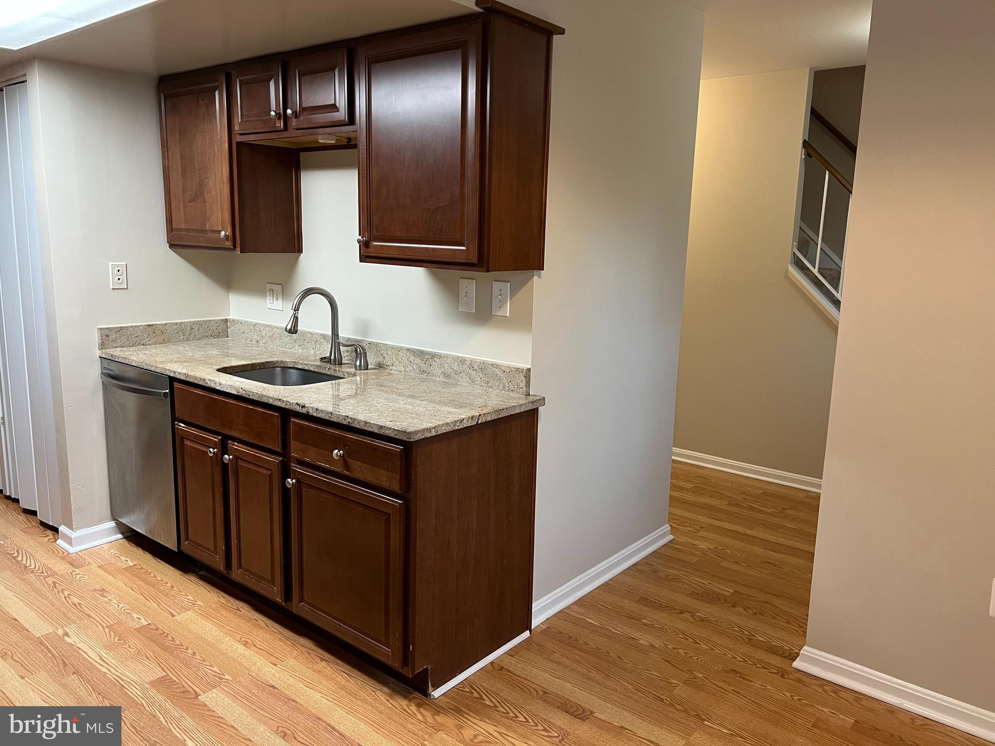 KEENE MILL WOODS - Residential Lease