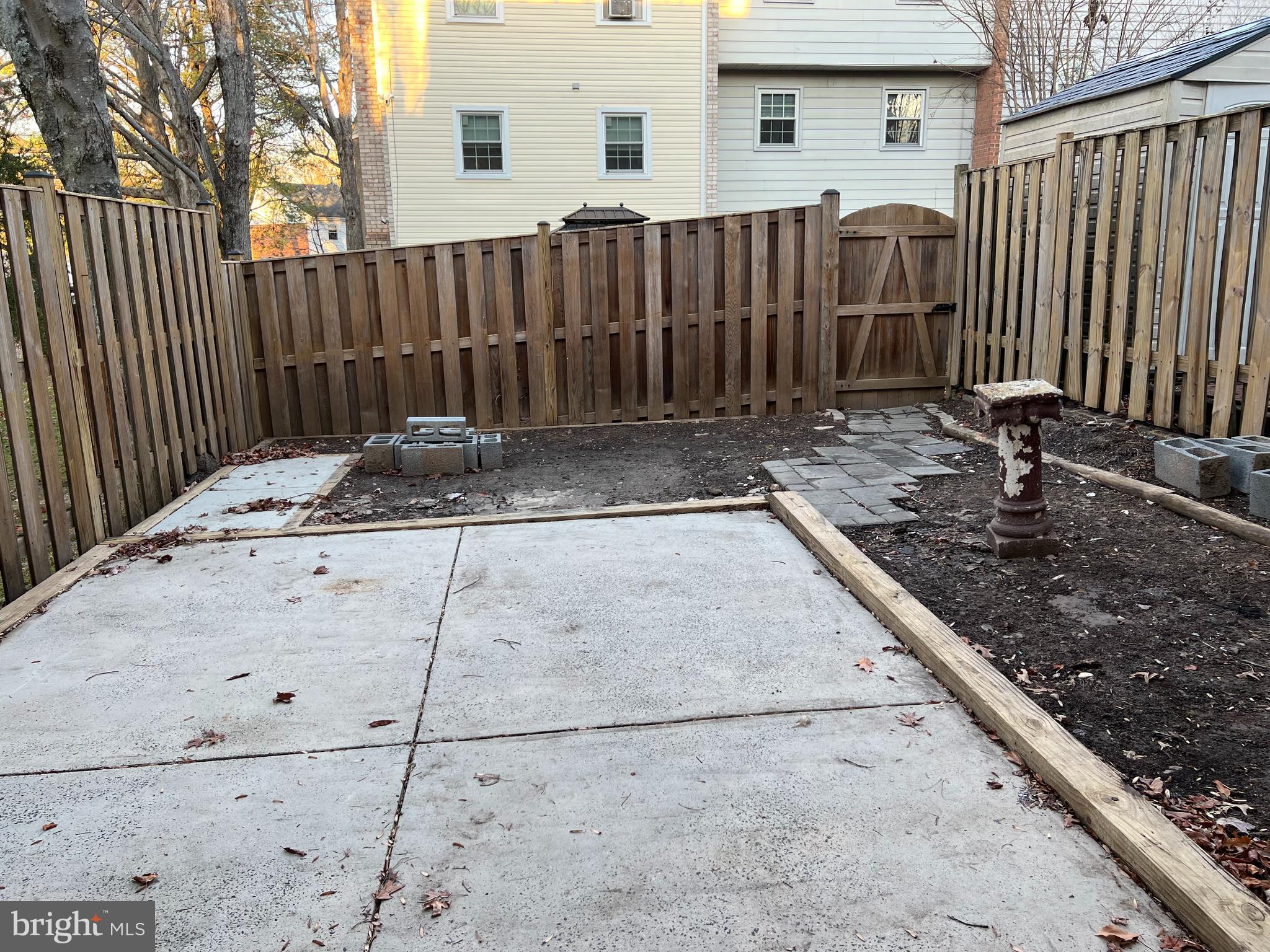 KEENE MILL WOODS - Residential Lease