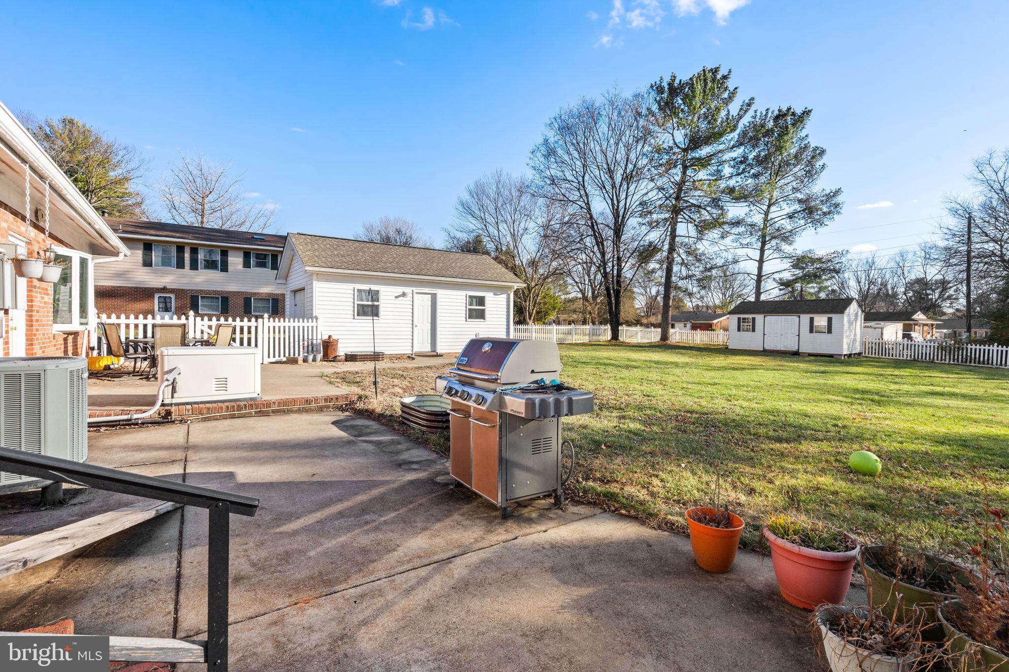 FAIRVIEW ACRES - Residential