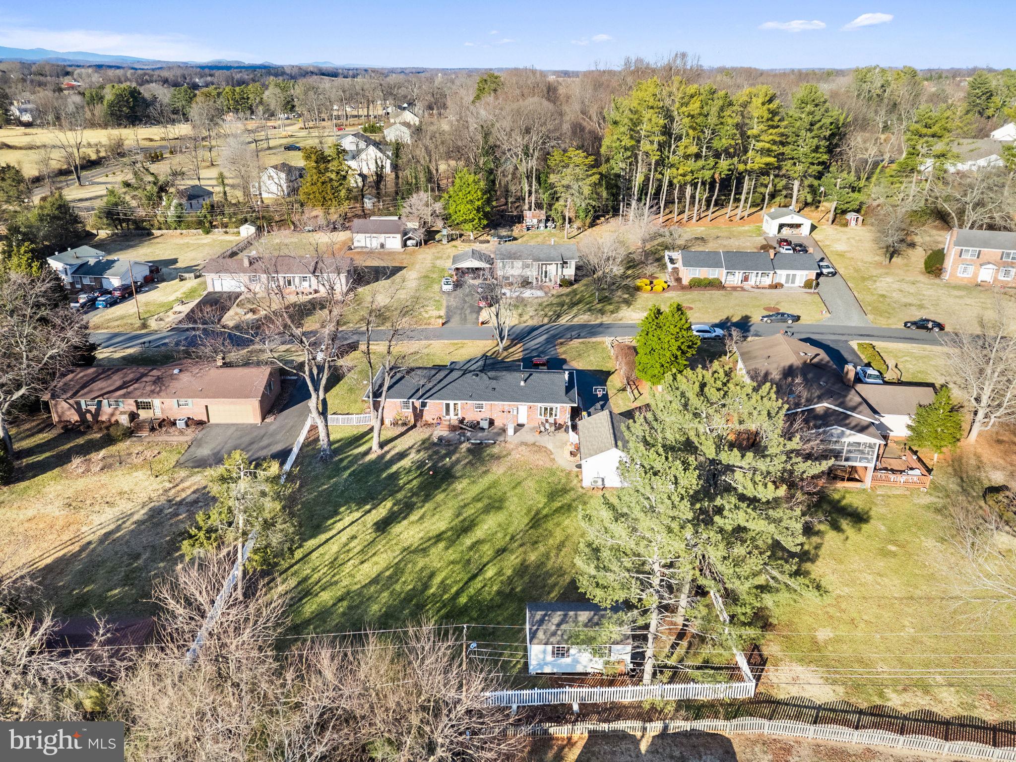 FAIRVIEW ACRES - Residential