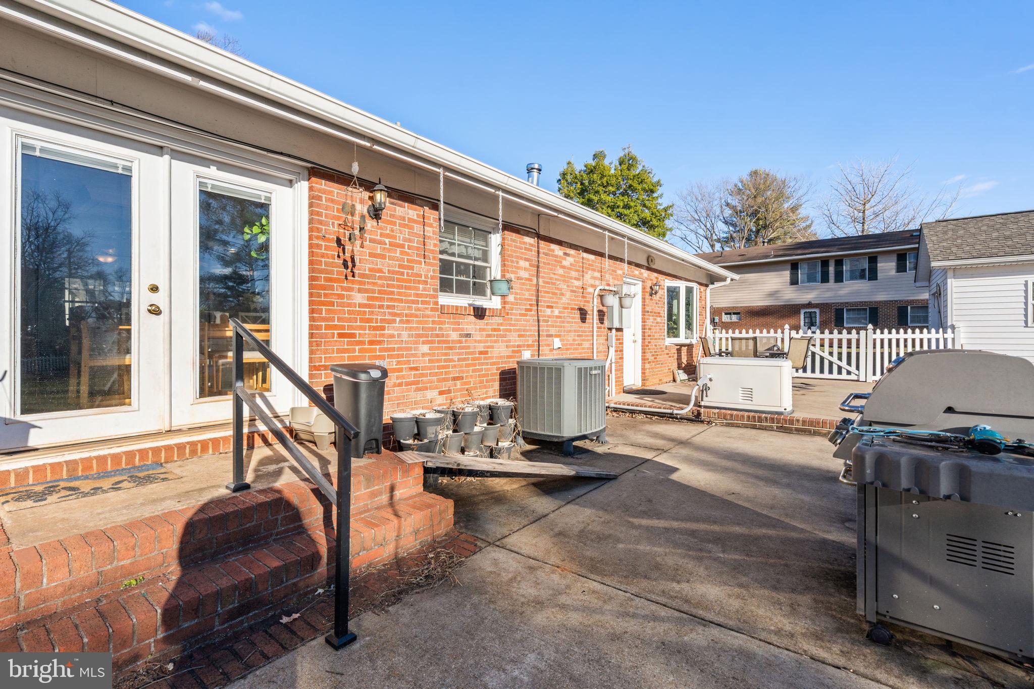 FAIRVIEW ACRES - Residential