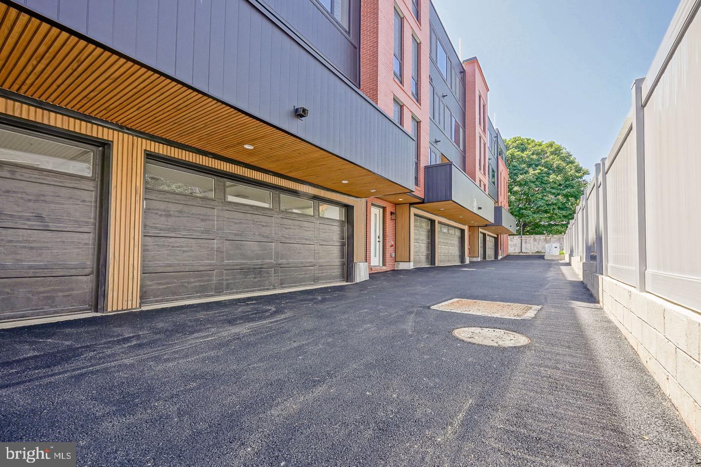 1328 E BERKS STREET 3A
