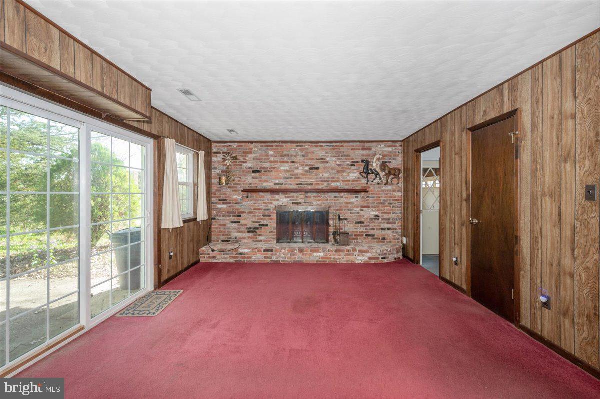 HOLLYWOOD ON SEVERN - Residential