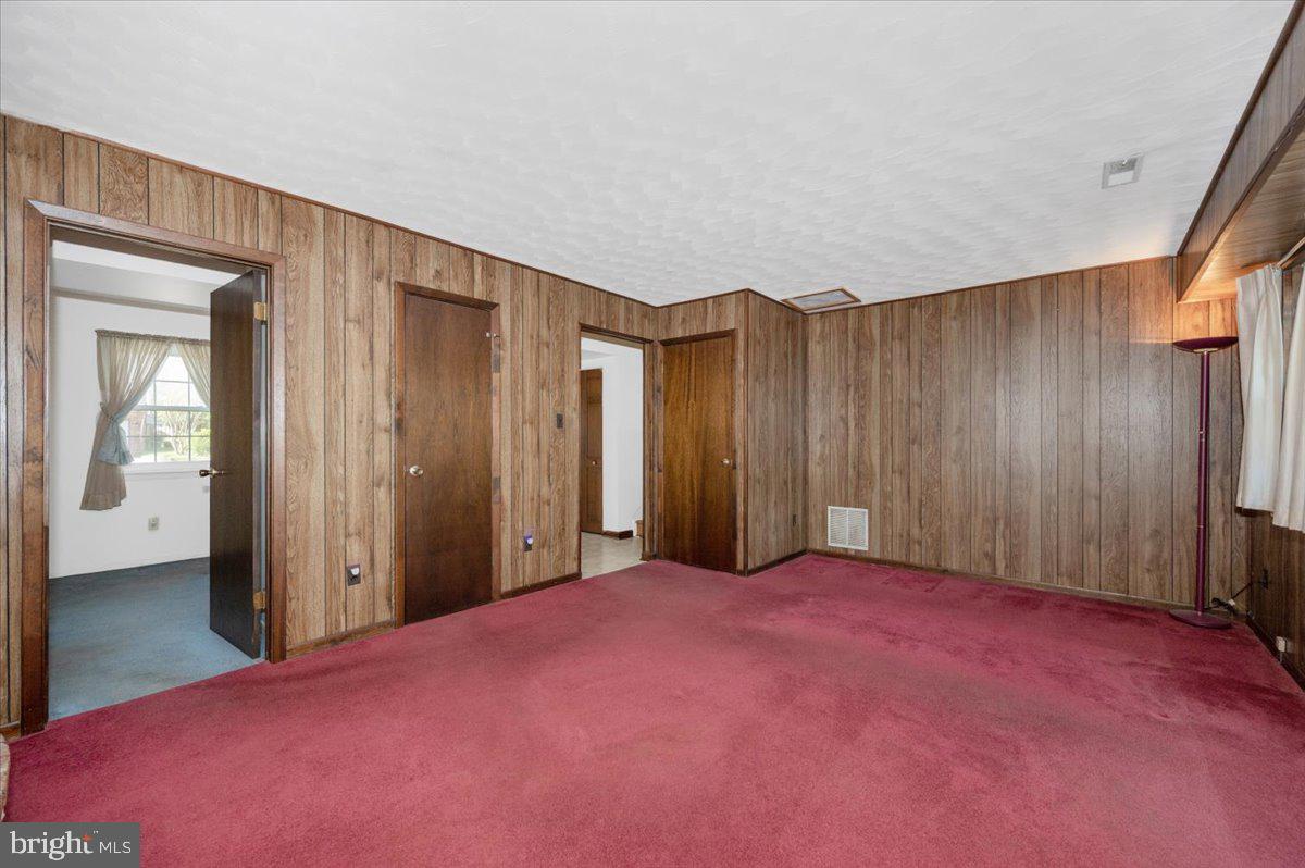 HOLLYWOOD ON SEVERN - Residential