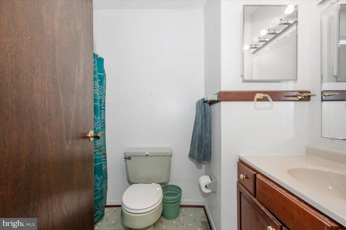 HOLLYWOOD ON SEVERN - Residential