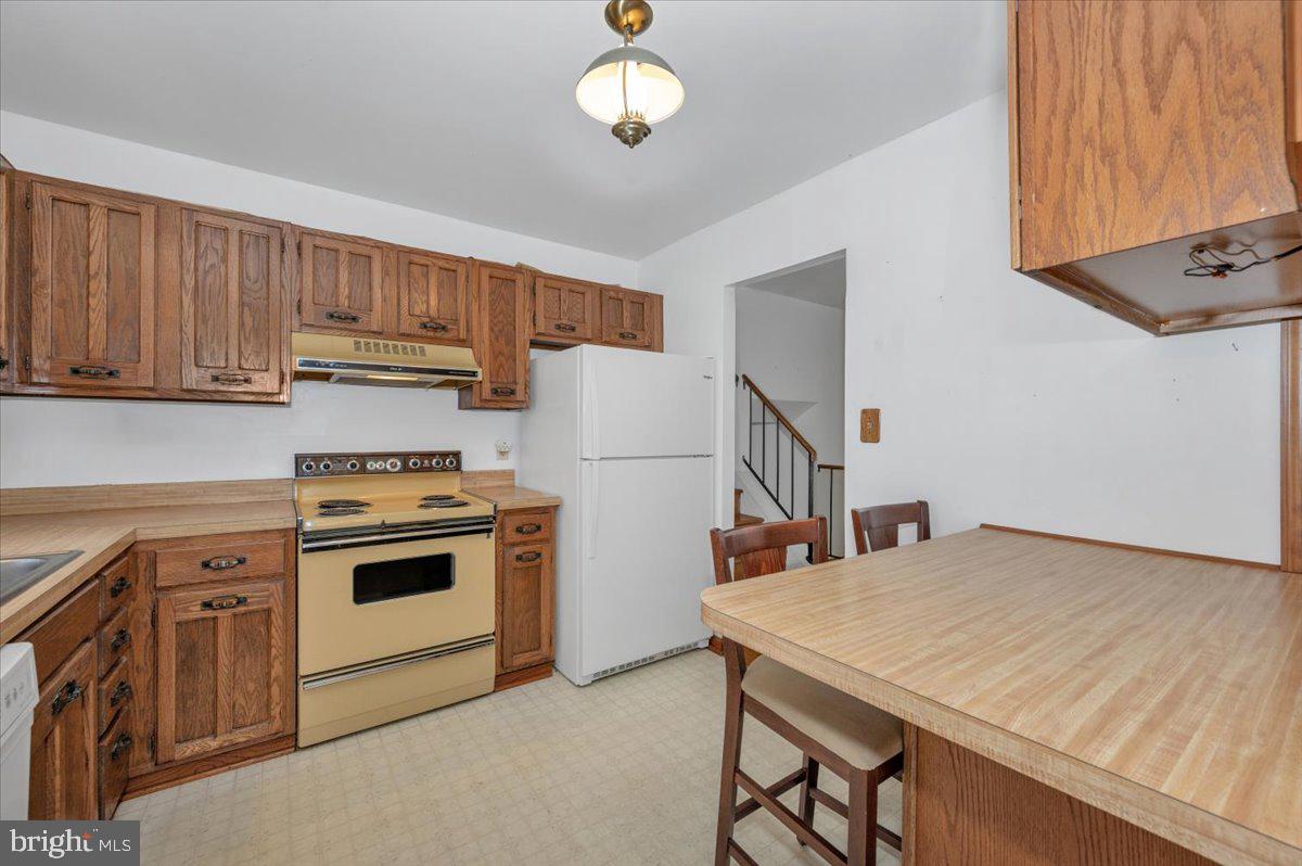 HOLLYWOOD ON SEVERN - Residential