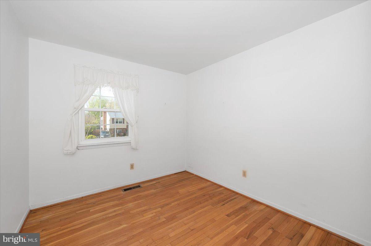 HOLLYWOOD ON SEVERN - Residential