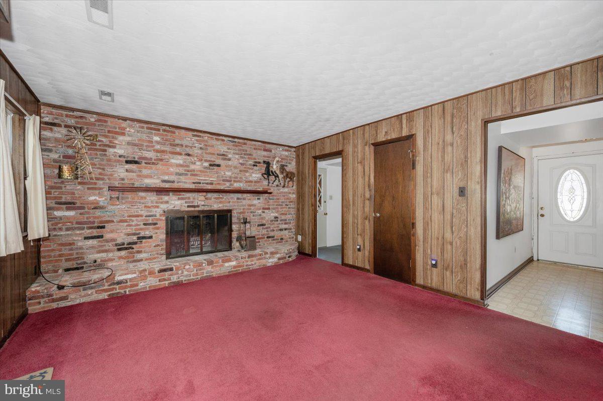 HOLLYWOOD ON SEVERN - Residential