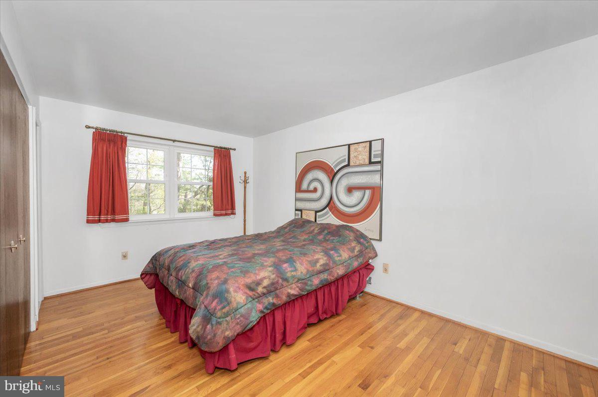 HOLLYWOOD ON SEVERN - Residential