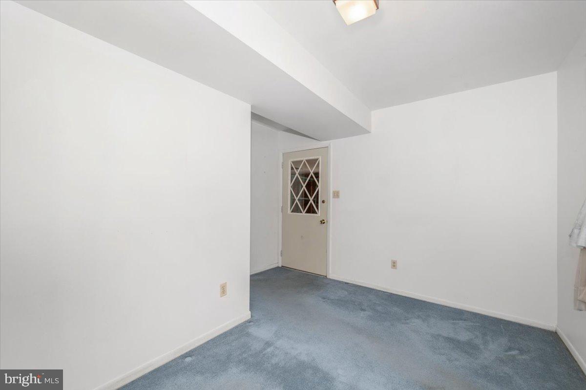 HOLLYWOOD ON SEVERN - Residential