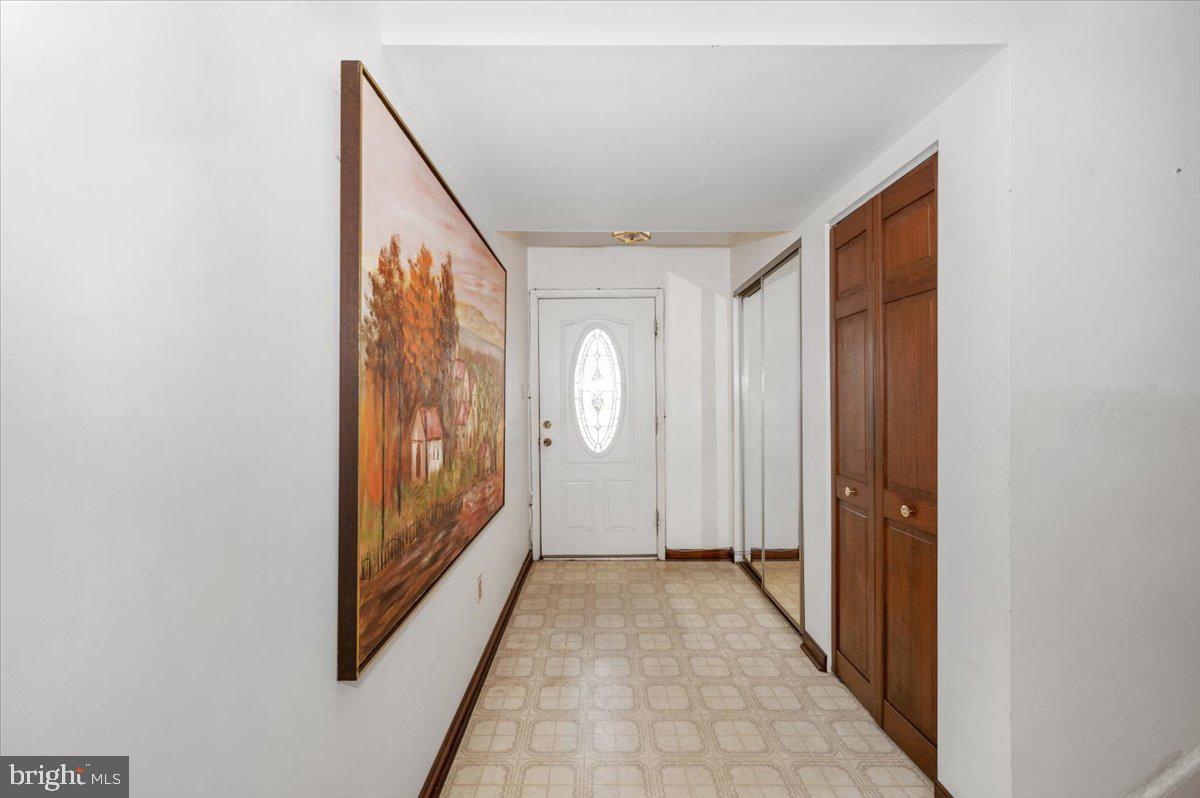 HOLLYWOOD ON SEVERN - Residential