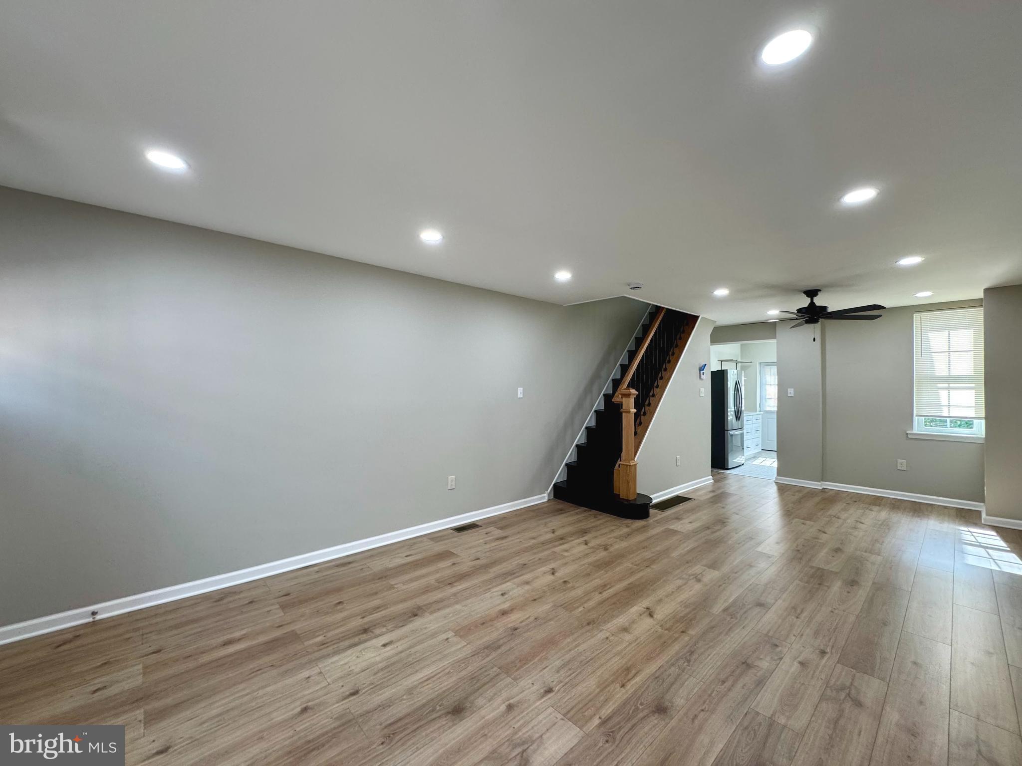 PORT RICHMOND - Residential