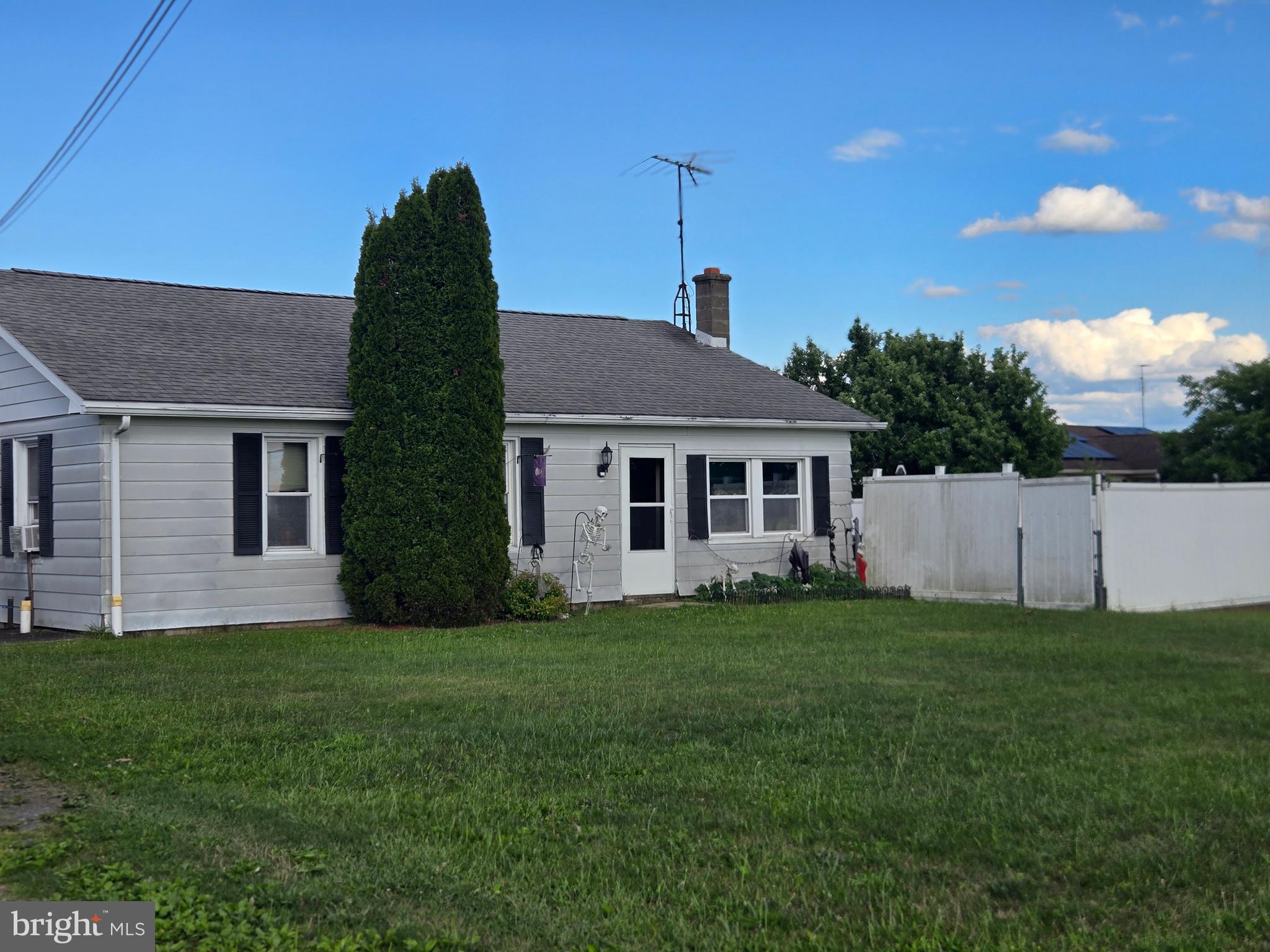 96 AMITY ROAD