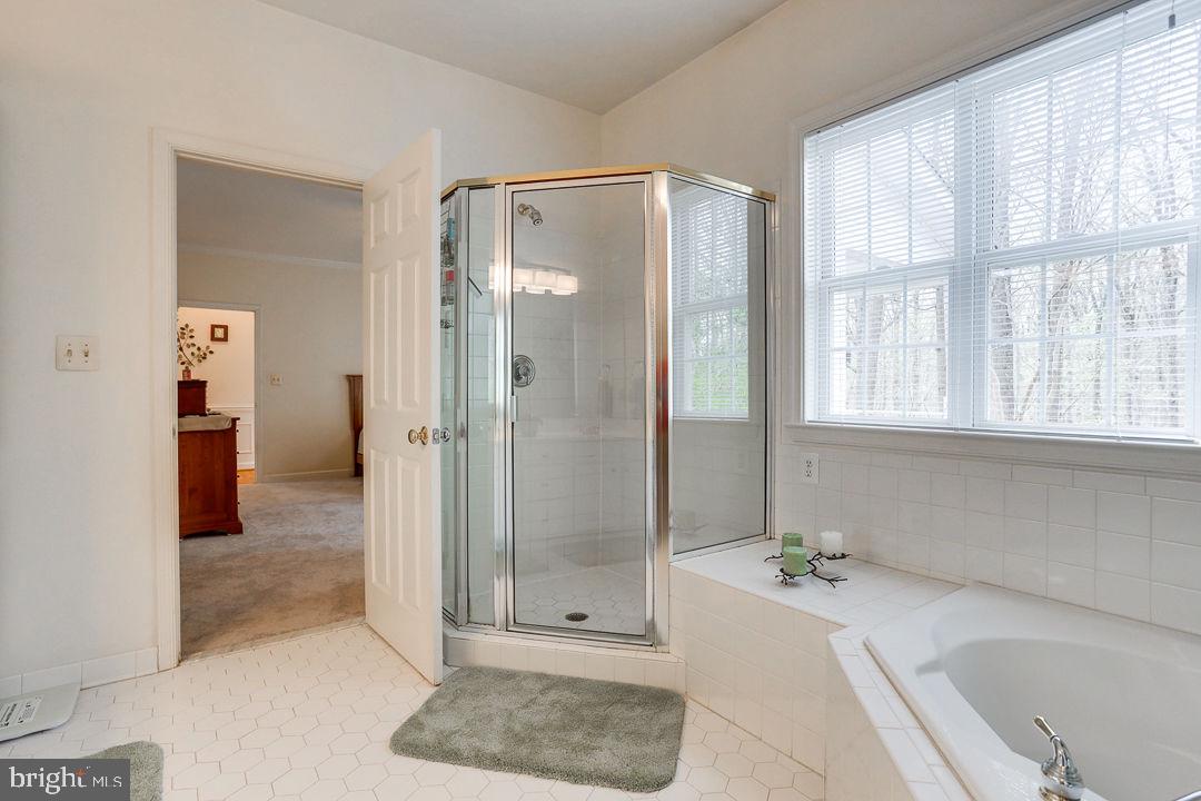 LEWIS CHAPEL - Residential