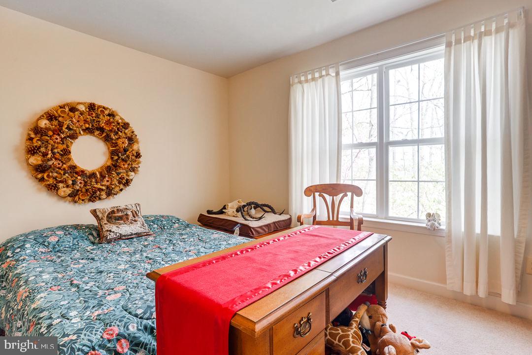 LEWIS CHAPEL - Residential