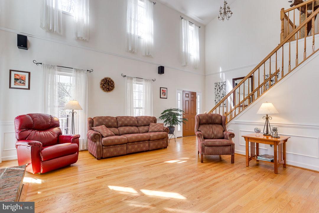 LEWIS CHAPEL - Residential