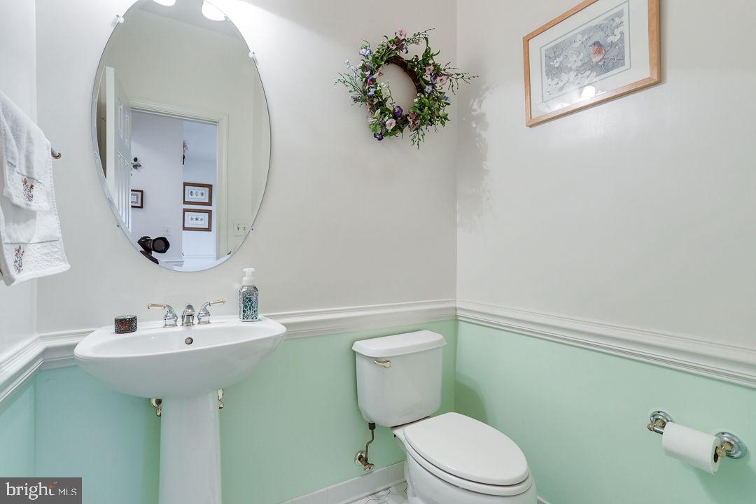 LEWIS CHAPEL - Residential