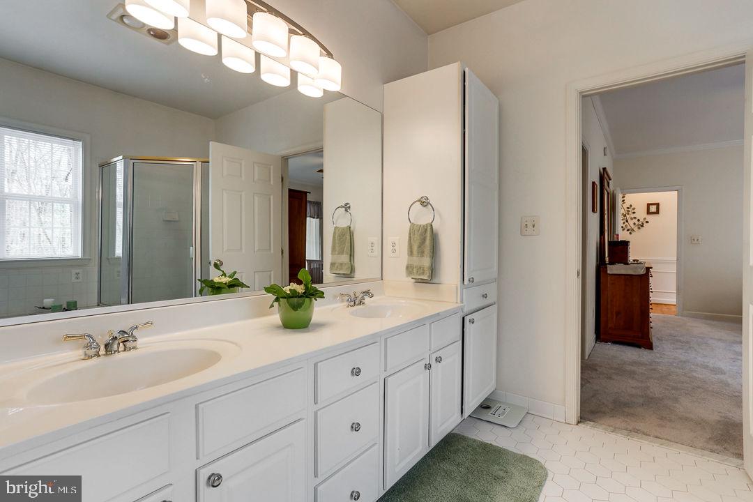 LEWIS CHAPEL - Residential