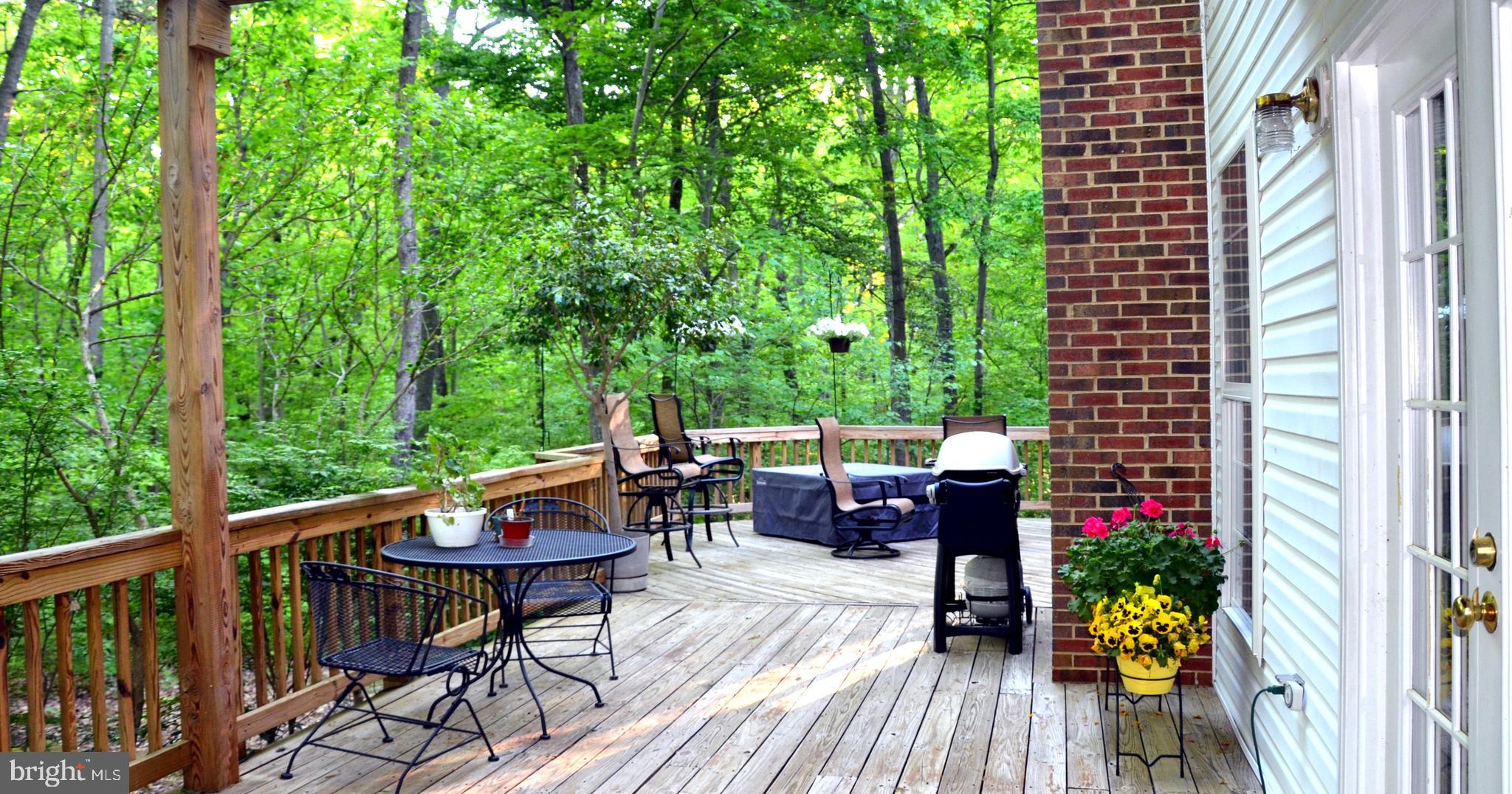 LEWIS CHAPEL - Residential