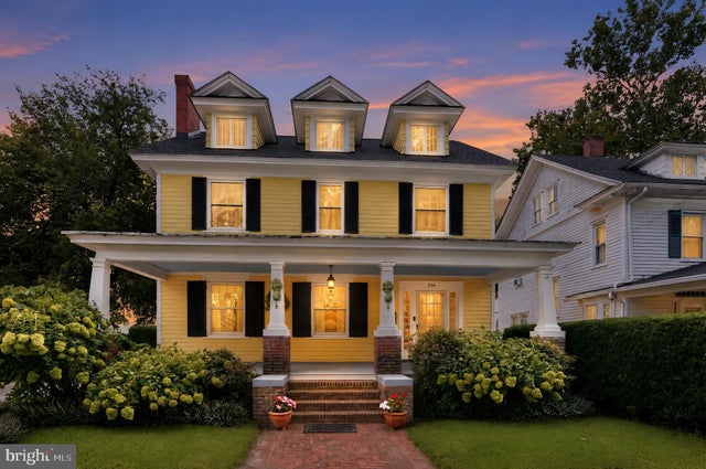206 WALNUT STREET
