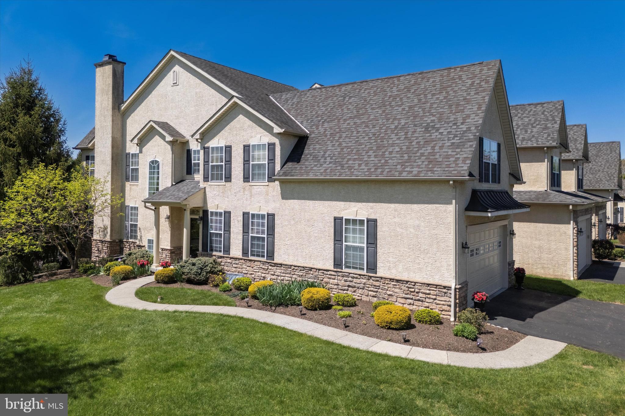 FOXCROFT OF BLUE B - Residential