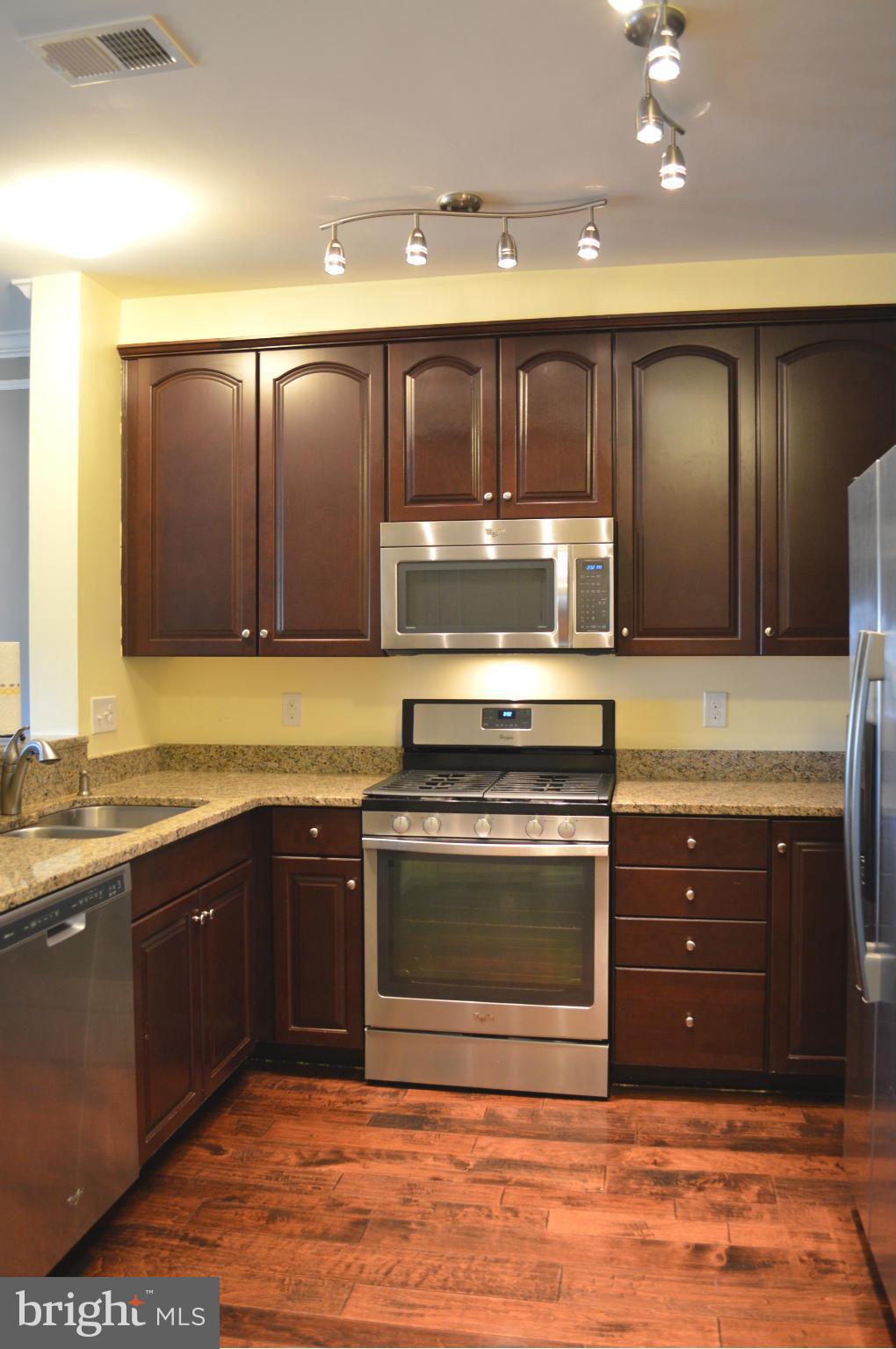 POTOMAC CLUB - Residential Lease