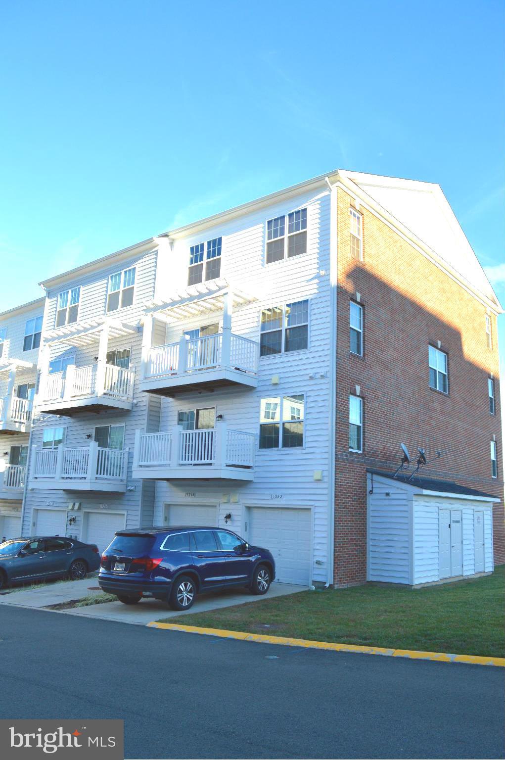 POTOMAC CLUB - Residential Lease