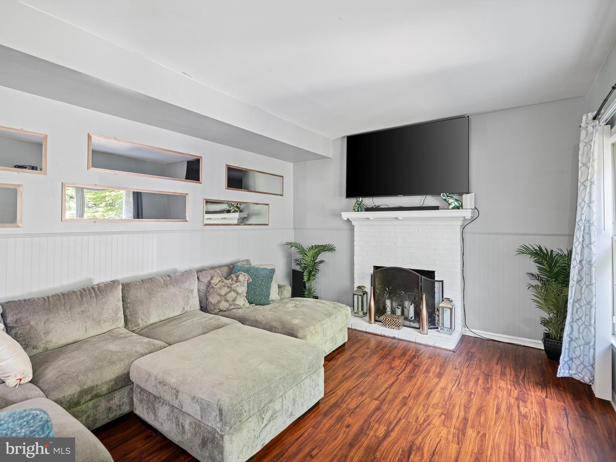 EAGLES NEST - Residential