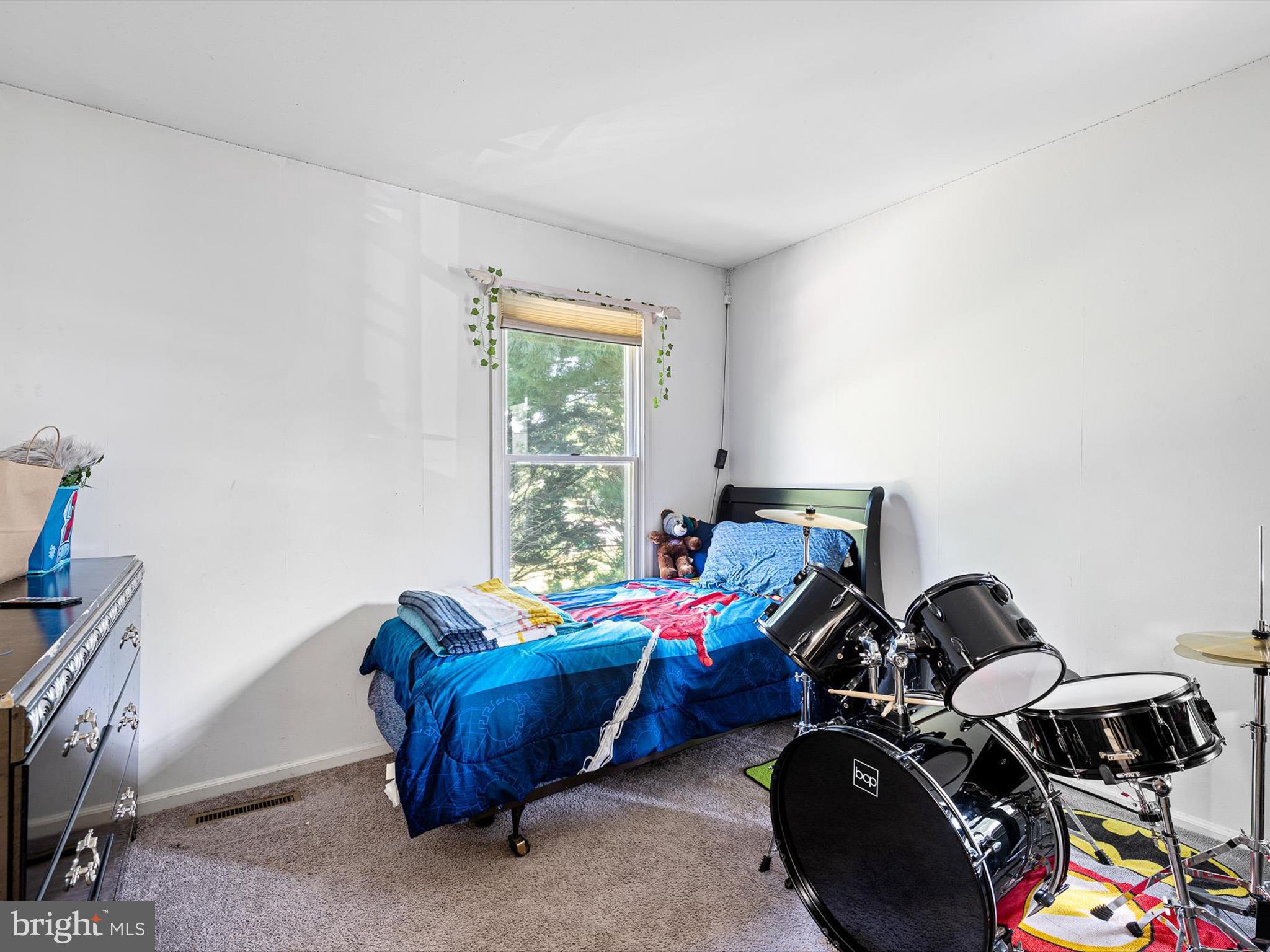 EAGLES NEST - Residential