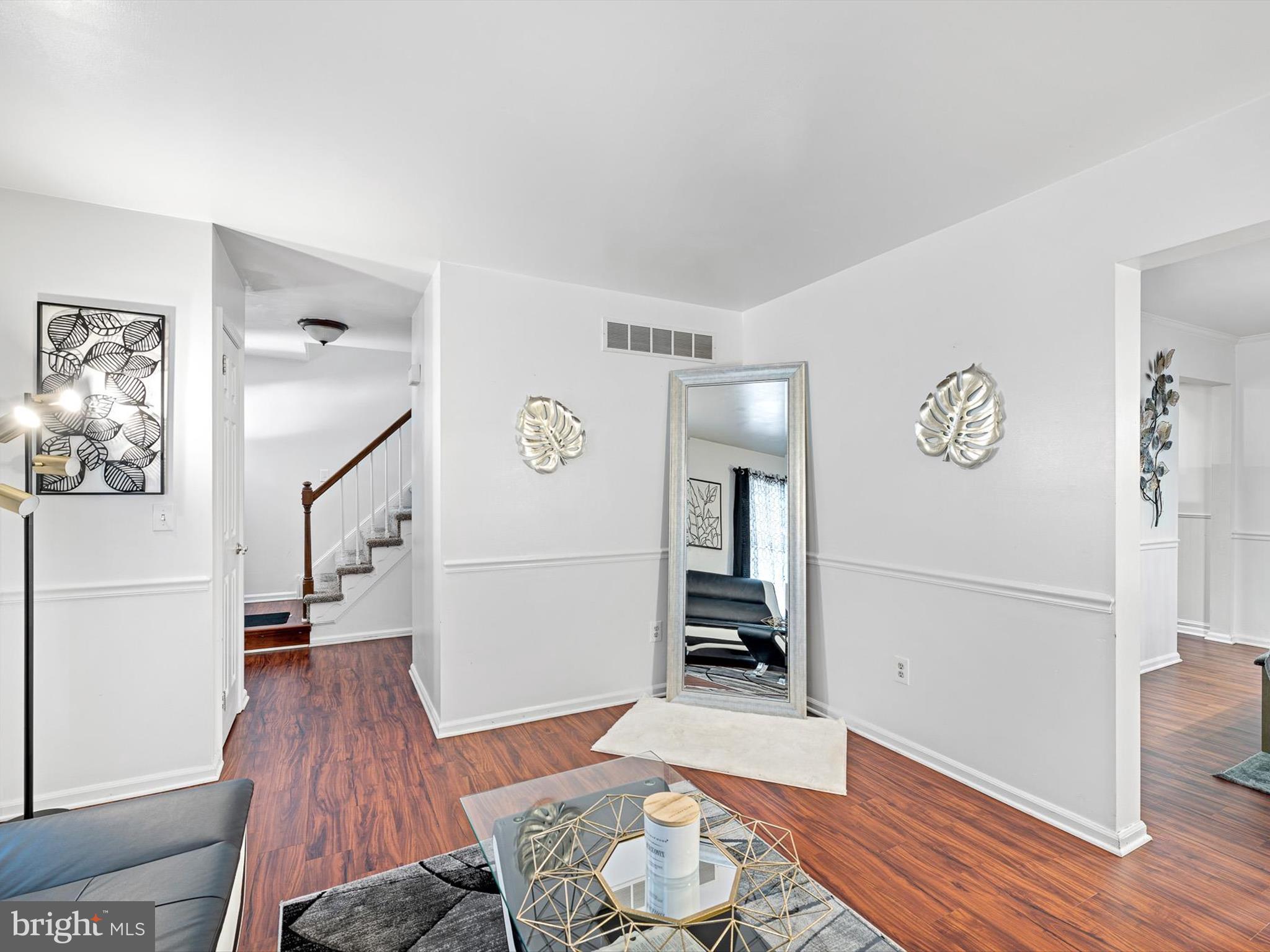 EAGLES NEST - Residential