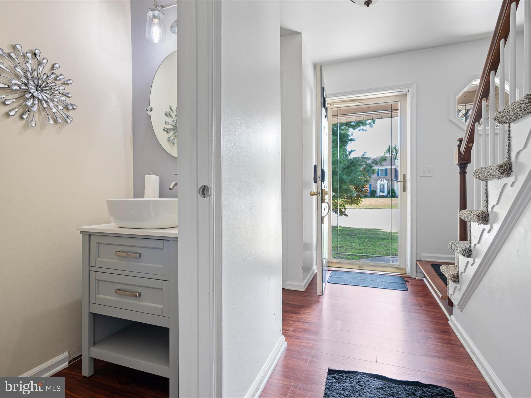 EAGLES NEST - Residential