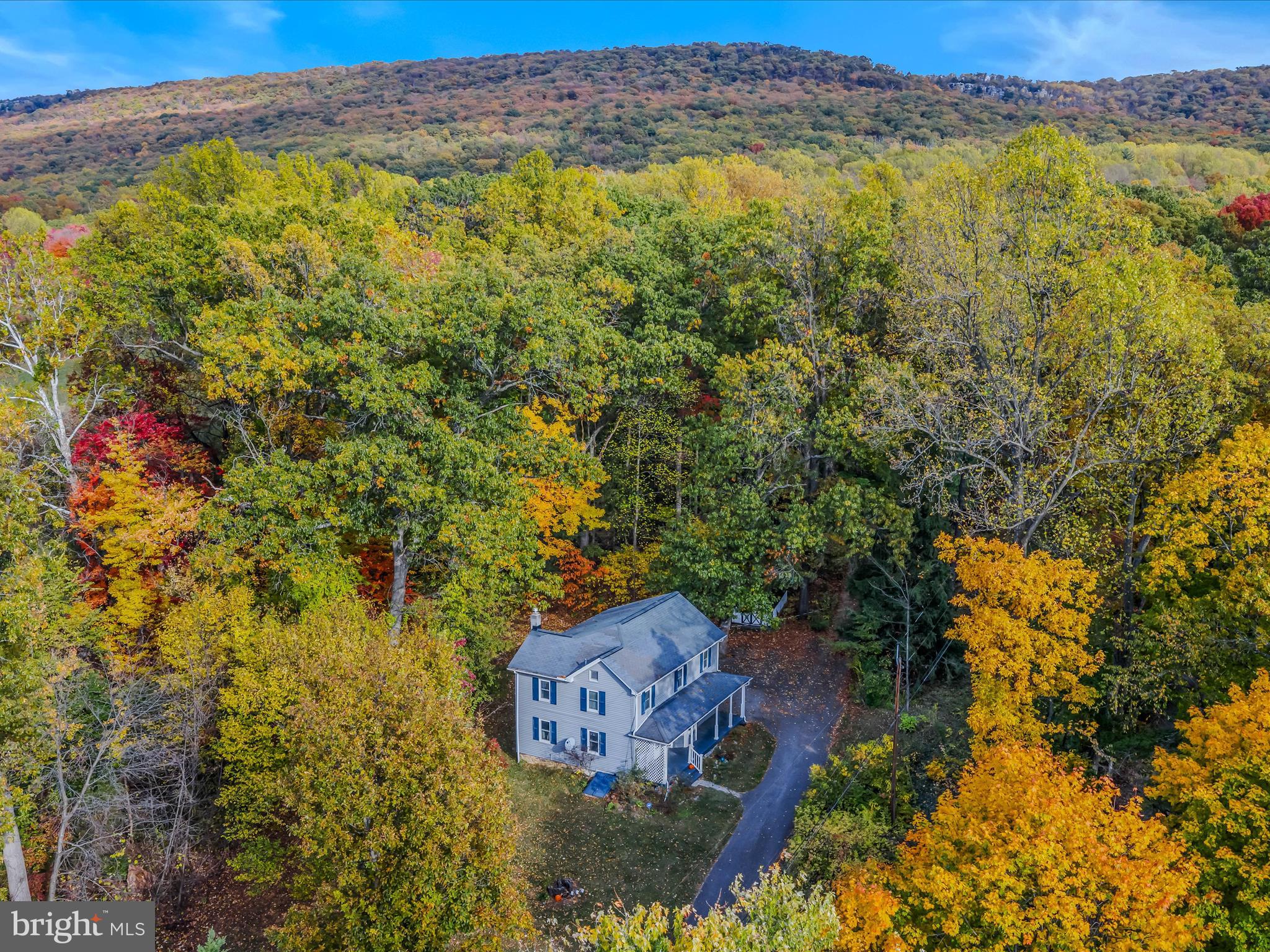 8907 CRYSTAL FALLS DRIVE