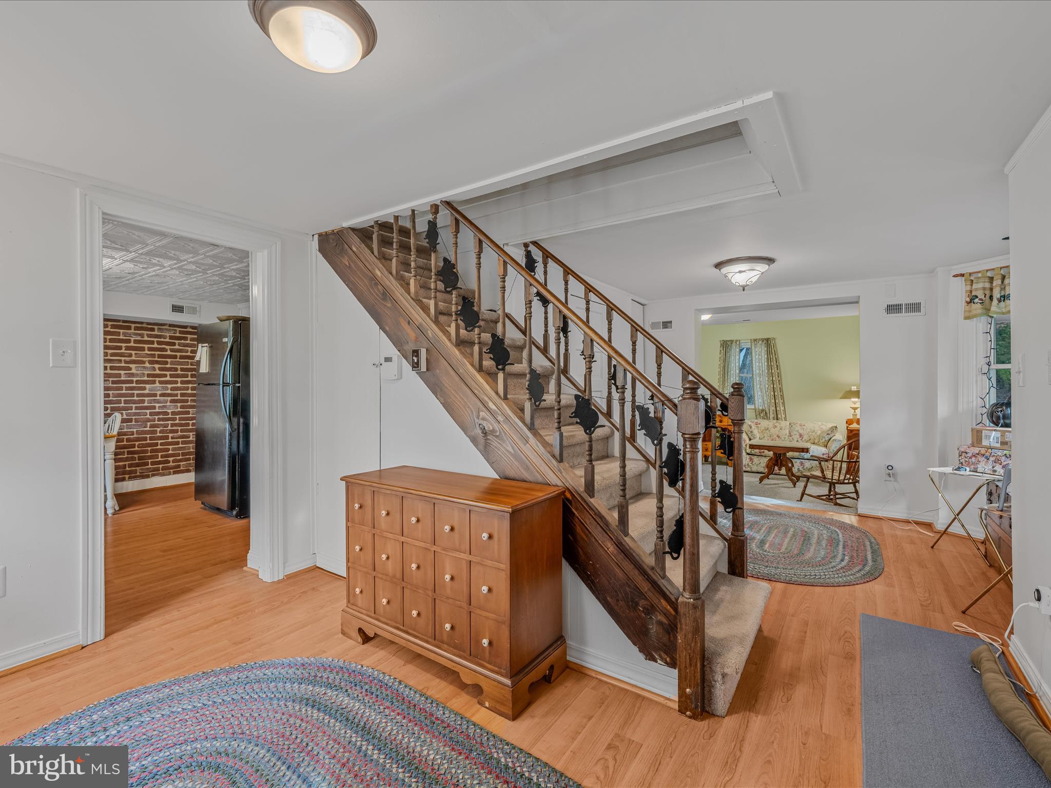 8907 CRYSTAL FALLS DRIVE